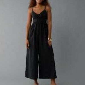 GILLI SleevelessTank Swing V Neck Black Wide Leg Jumpsuit Romper Pockets Size L